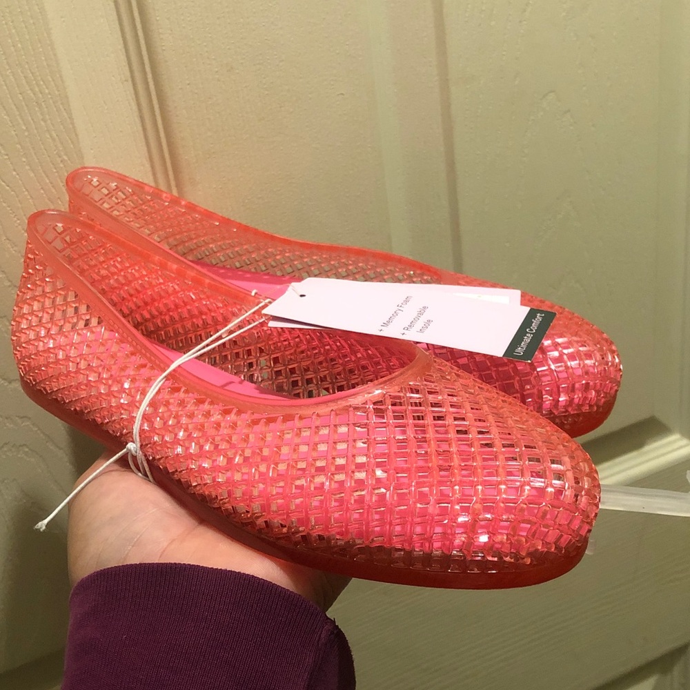 Women's Pink Jelly Flats with Breathable Lattice Design